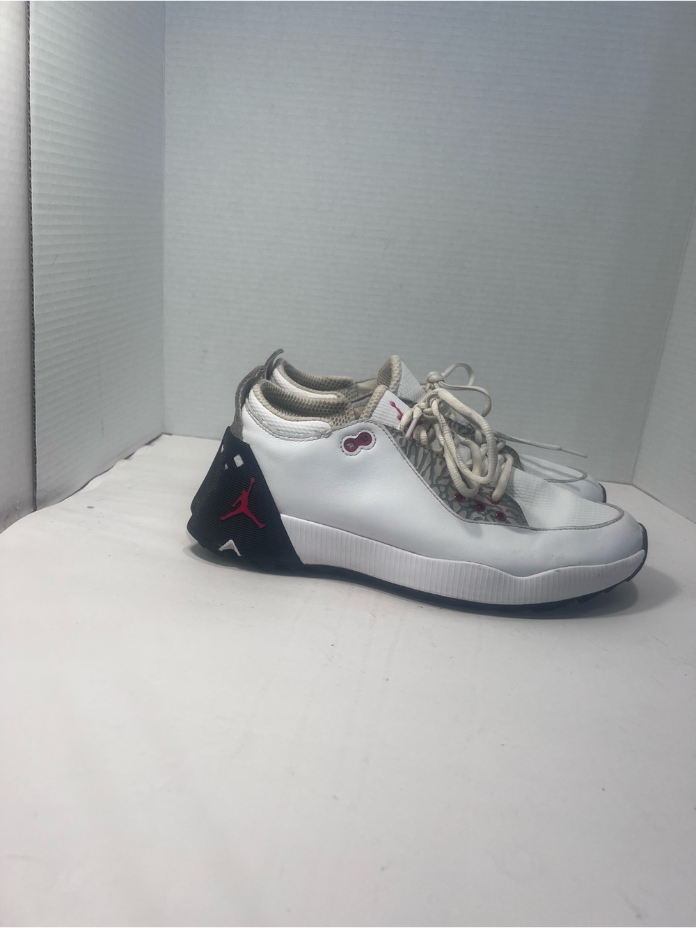 Nike White Black Golf Low-Top Sneakers